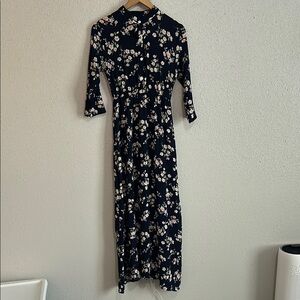 Non branded Floral Navy Dress Size Medium